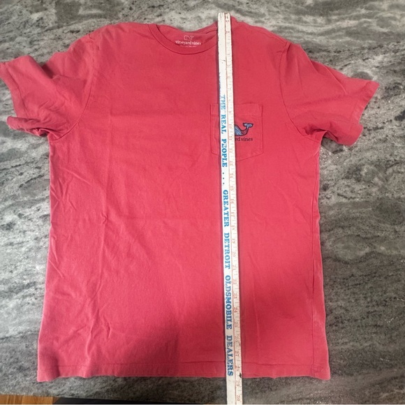 Vineyard Vines Whale Fill Short Sleeve Graphic Pocket Shirt size medium (G1) - Picture 6 of 7